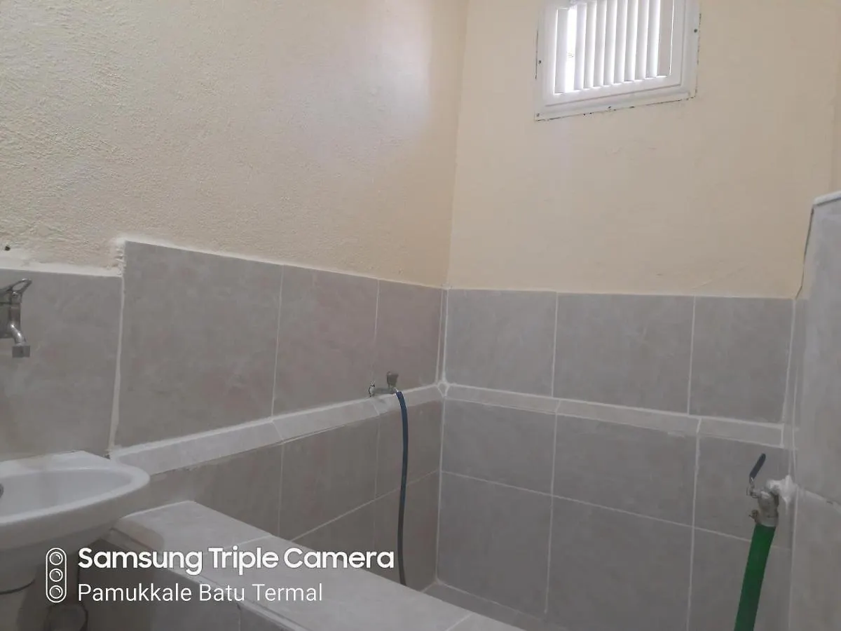 Pamukkale Batu Termal Motel Karahayit   Karahayit (Pamukkale)