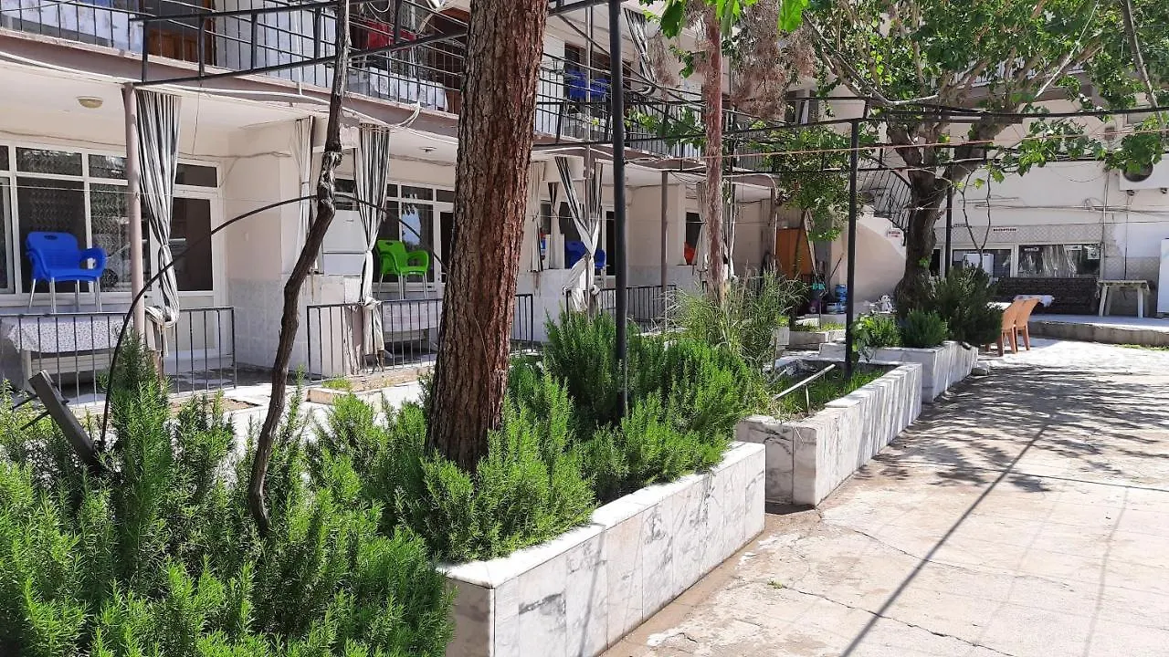 Pamukkale Batu Termal Motel Karahayit   Karahayit (Pamukkale)